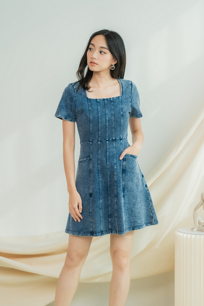 Gracia Square Neck Panel Denim Dress in 