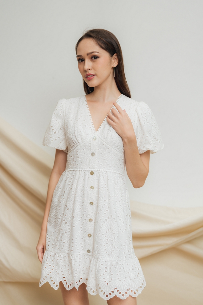 Elaine Eyelet Scallop Dress in White